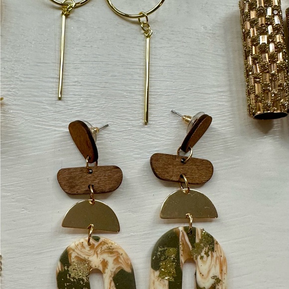 Jewelry bundle - Picture 6 of 8